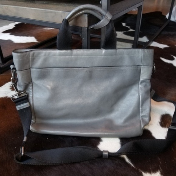 Coach | Utility Tote | Ash - Picture 3 of 4